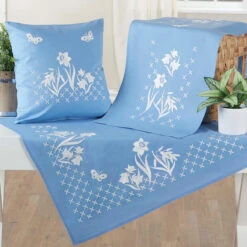 Herrschners White Daffodils Set Stamped Embroidery