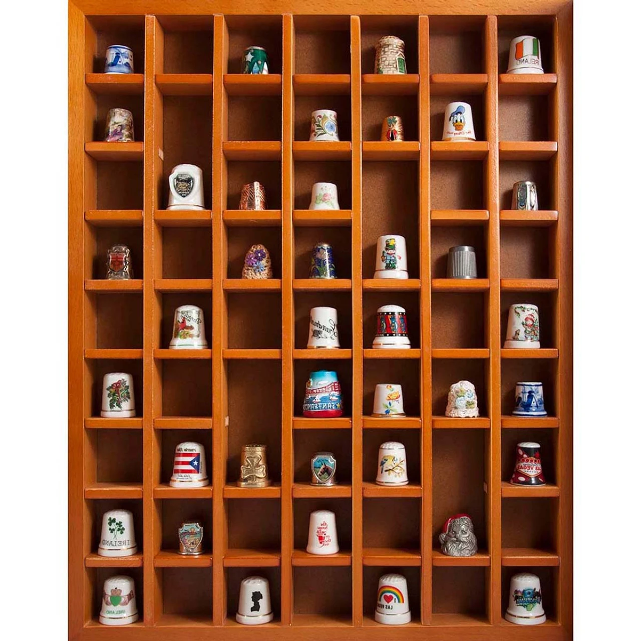 Herrschners 59-Thimble Deluxe Thimble Case With Glass Door Accessory - Image 3